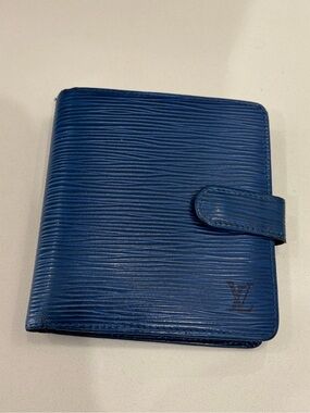 Authentic Louis Vuitton Epi Leather Wallet in Deep Blue, Designer Wallet w/ COA